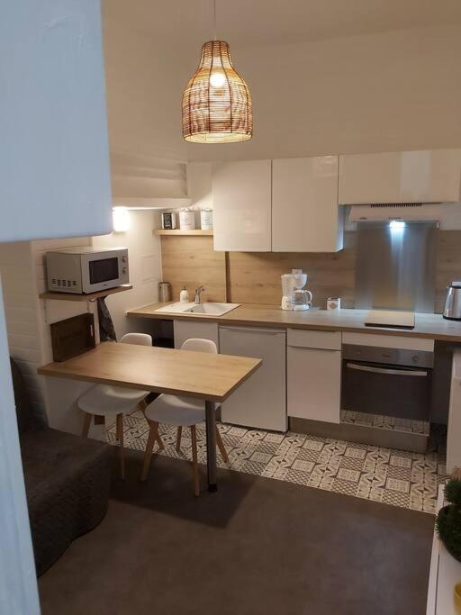 Au Coeur De Rouen - Studio Cosy, Calme, Proche Gare Apartment Luaran gambar